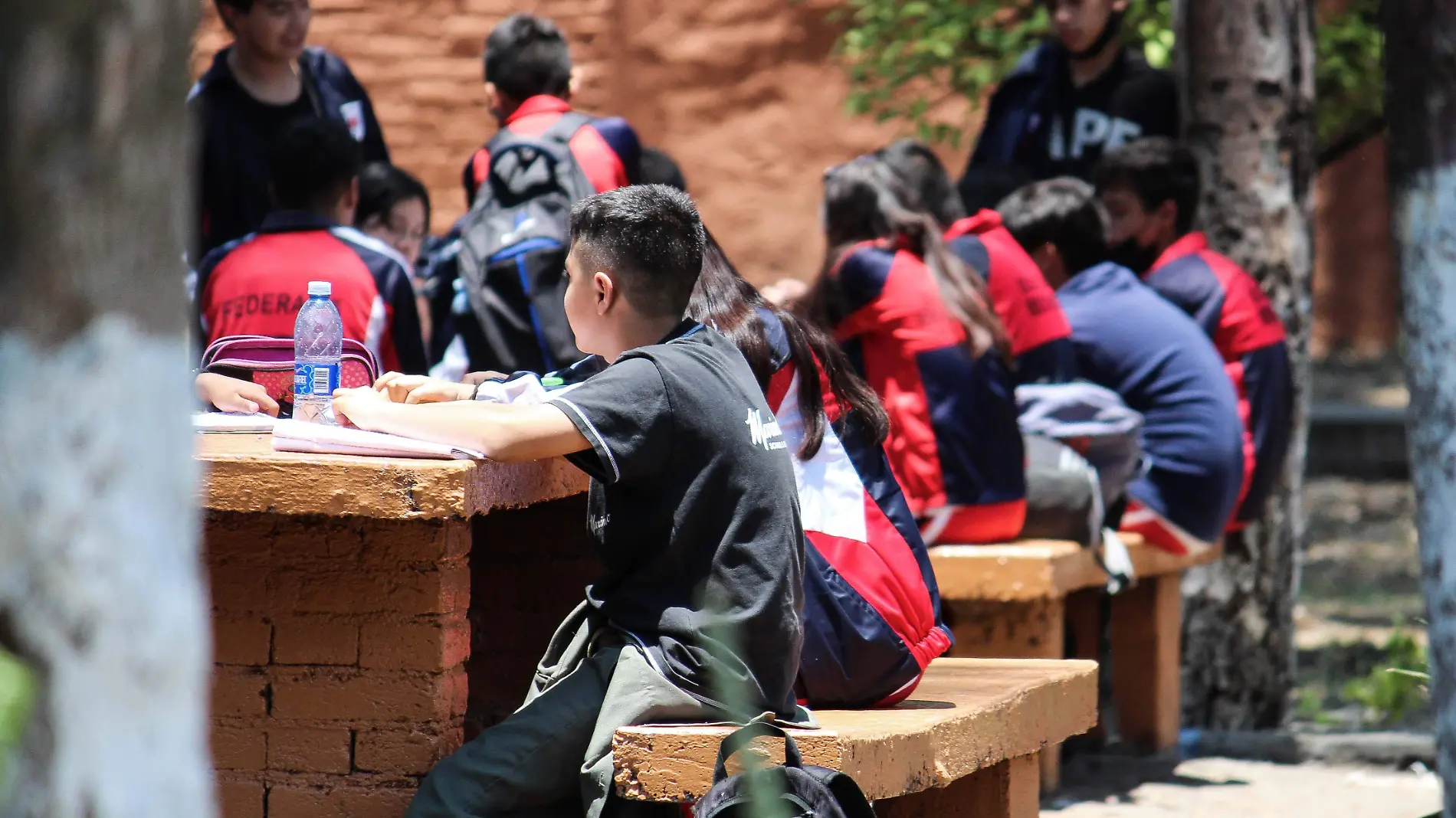 Niños de secundaria